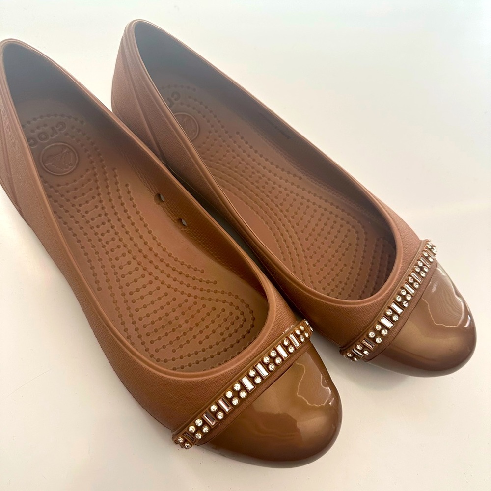 Crocs formal flats